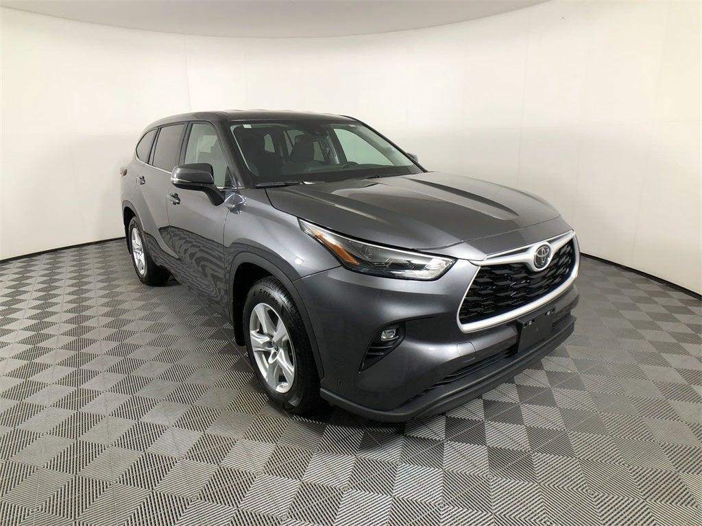 used 2024 Toyota Highlander car, priced at $42,298