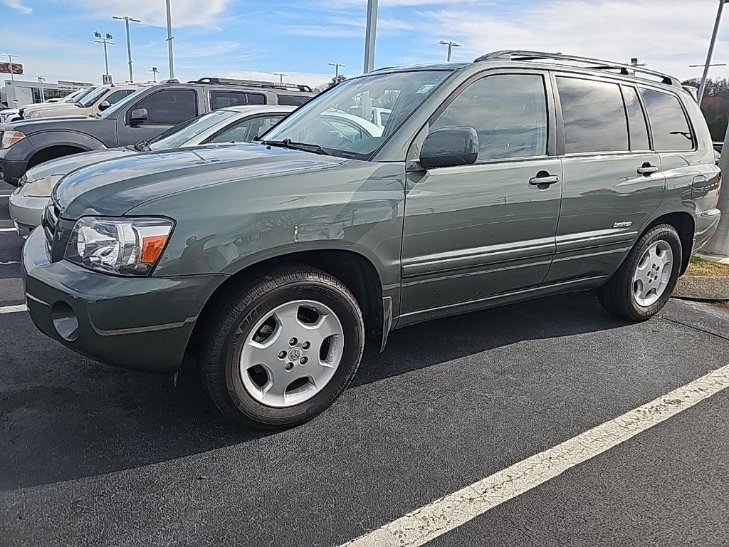 used 2006 Toyota Highlander car, priced at $8,498