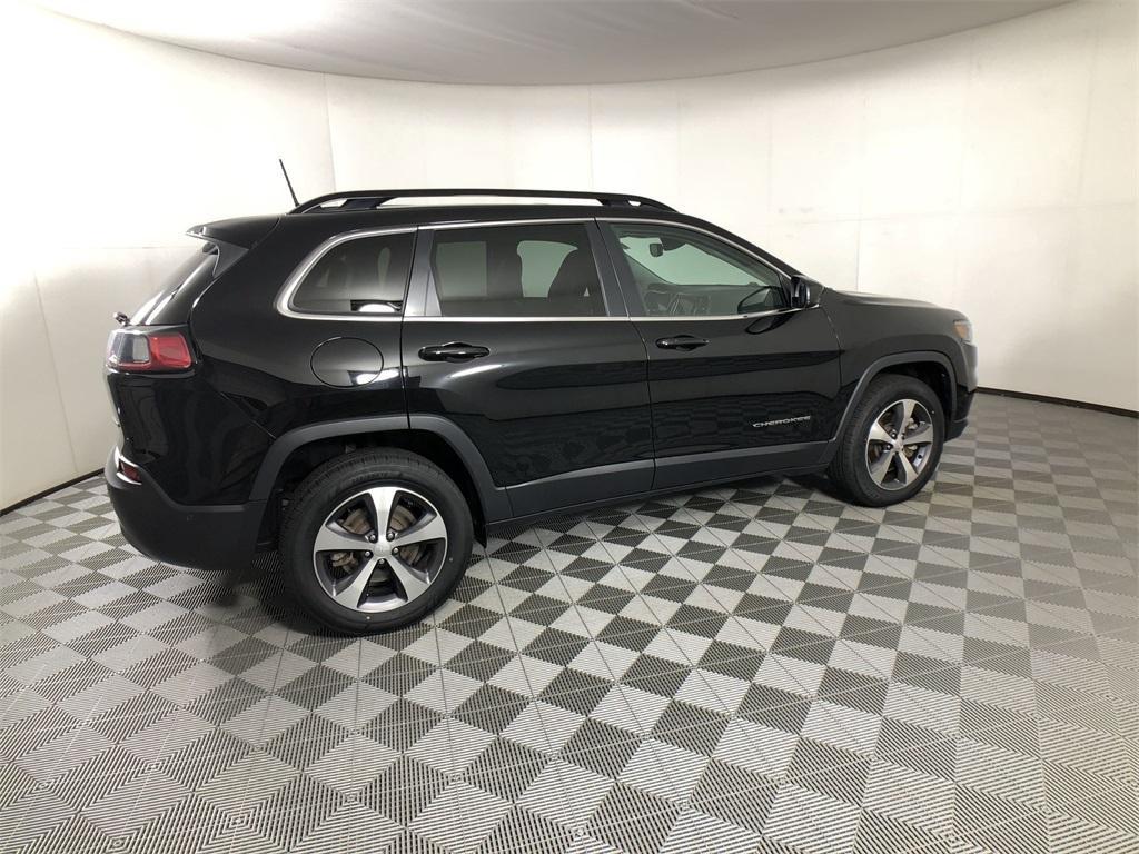used 2022 Jeep Cherokee car, priced at $28,998