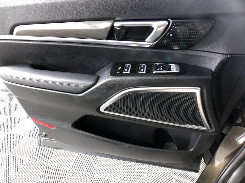 used 2023 Kia Telluride car, priced at $41,198
