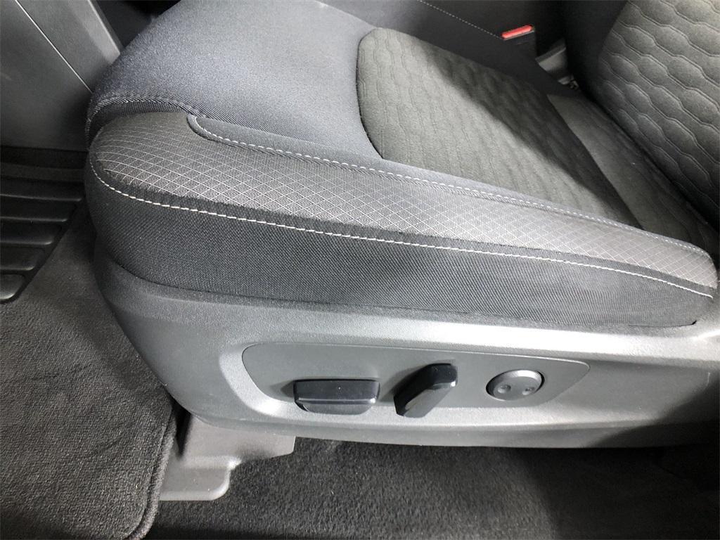 used 2022 Nissan Pathfinder car, priced at $34,498