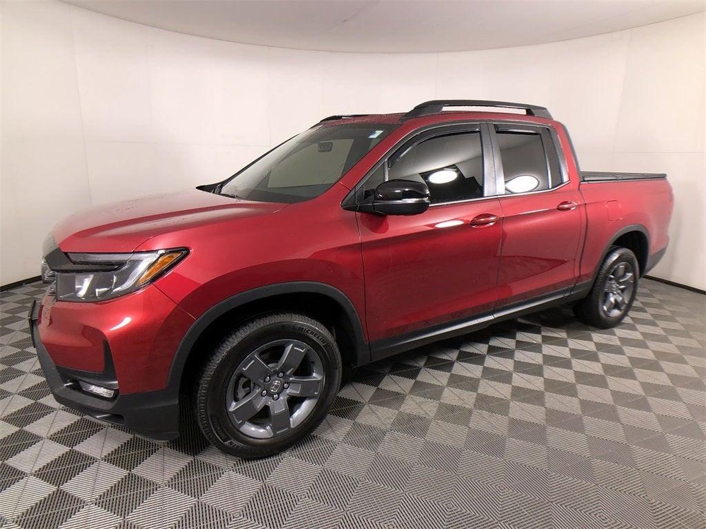 used 2025 Honda Ridgeline car, priced at $39,998