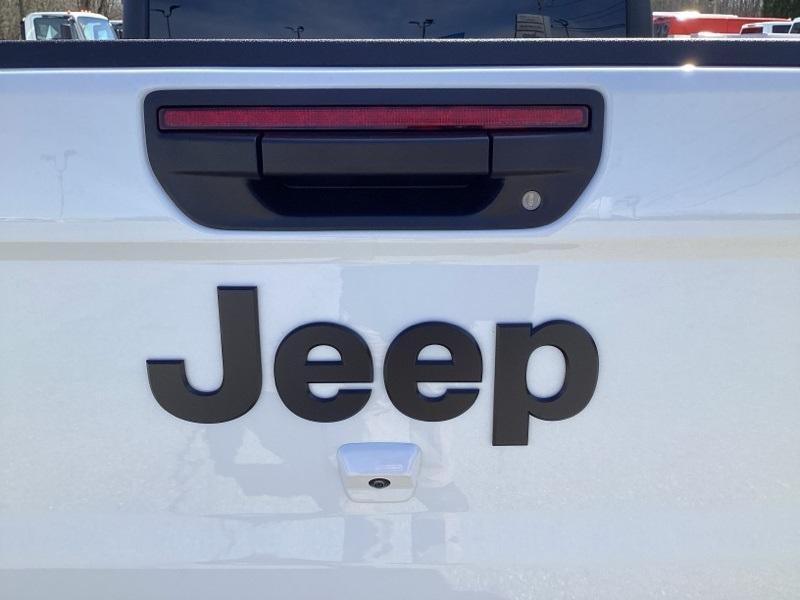 new 2024 Jeep Gladiator car, priced at $48,533