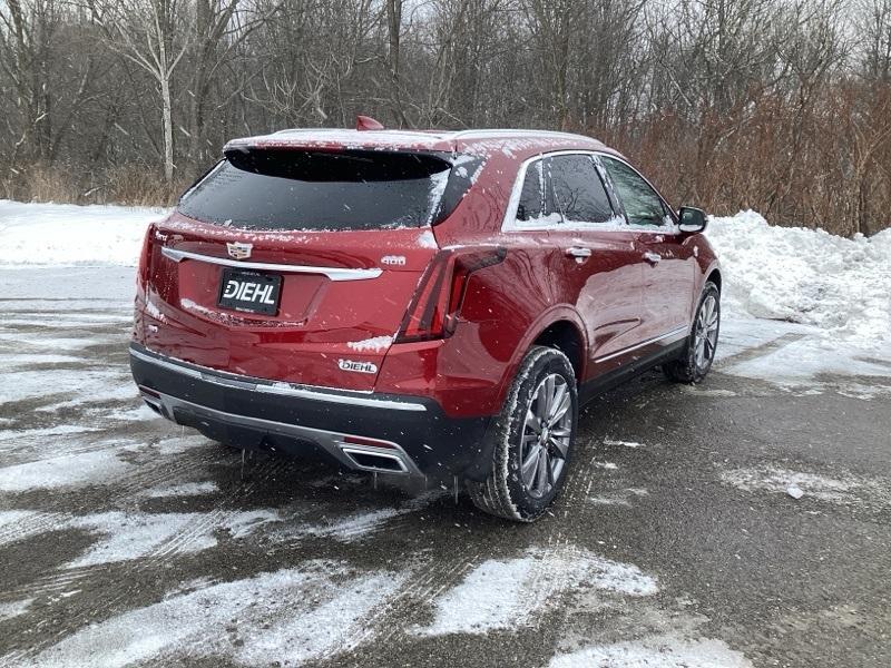 new 2025 Cadillac XT5 car, priced at $58,669