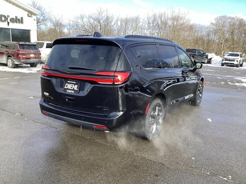 new 2025 Chrysler Pacifica car, priced at $50,541