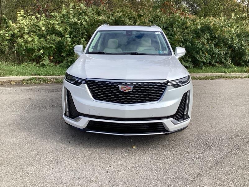 new 2025 Cadillac XT6 car, priced at $56,515