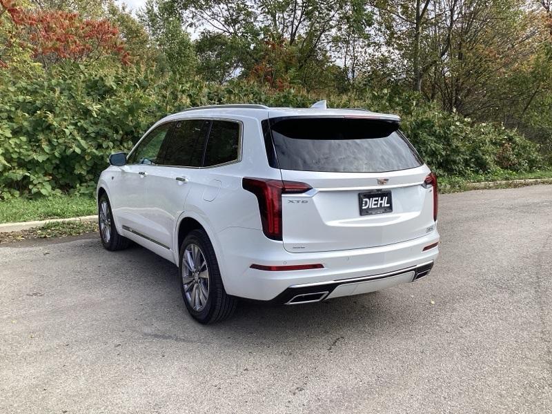 new 2025 Cadillac XT6 car, priced at $56,515