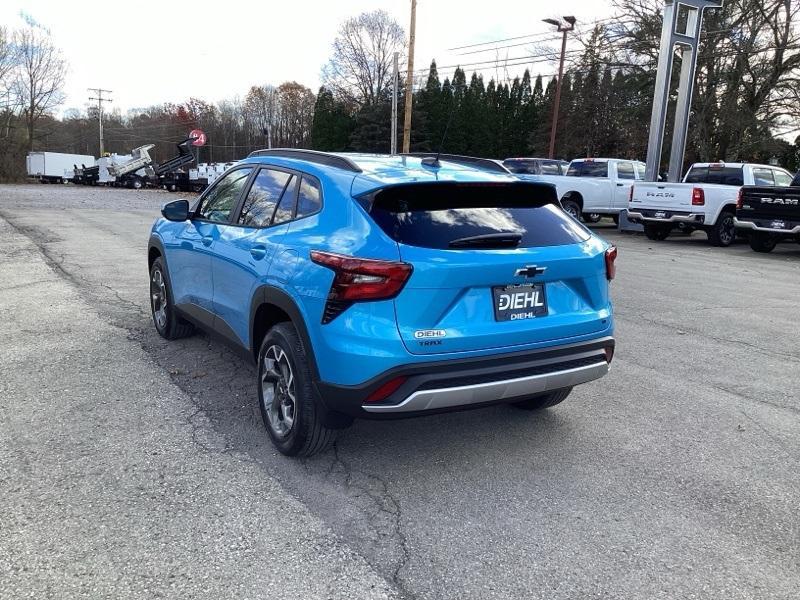 new 2025 Chevrolet Trax car, priced at $25,155