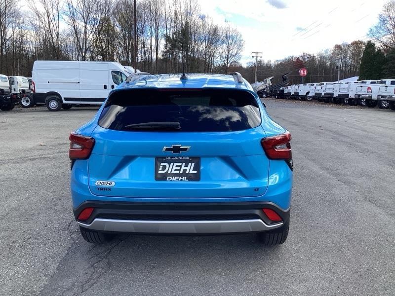 new 2025 Chevrolet Trax car, priced at $25,155