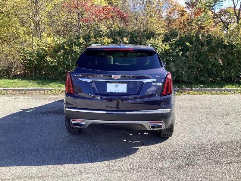 new 2025 Cadillac XT5 car, priced at $53,201