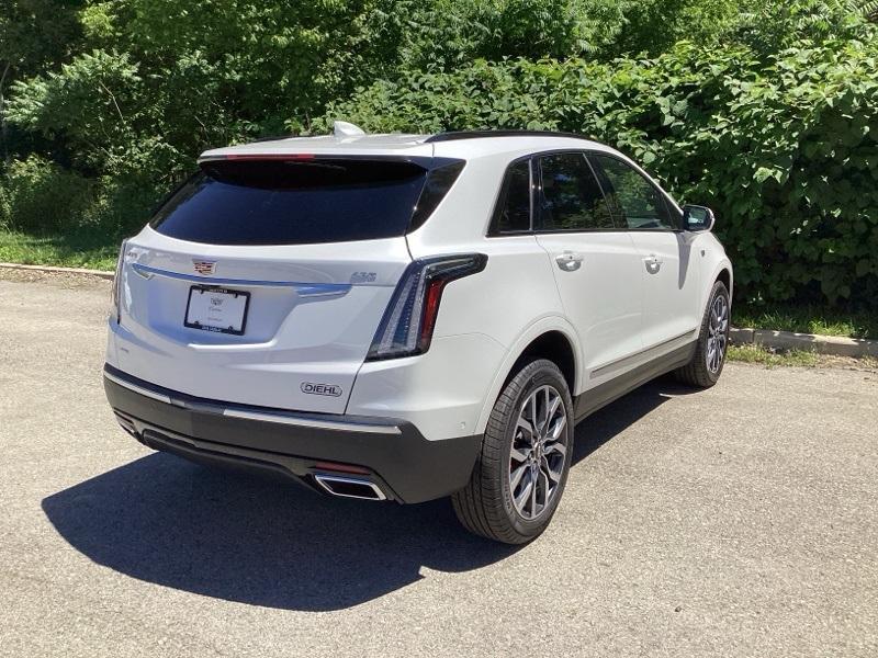 new 2024 Cadillac XT5 car, priced at $58,500