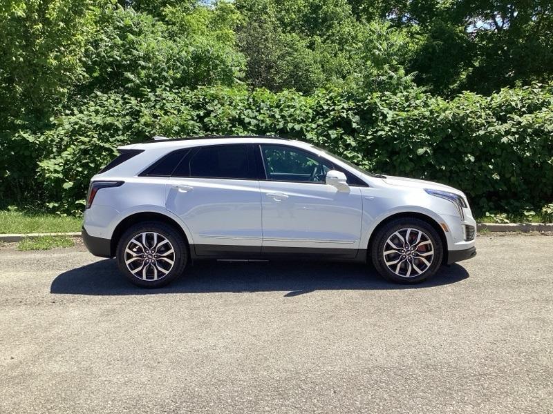 new 2024 Cadillac XT5 car, priced at $58,500