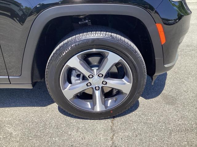 new 2024 Jeep Grand Cherokee L car, priced at $43,227