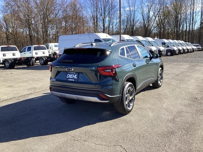 new 2025 Chevrolet Trax car, priced at $24,760