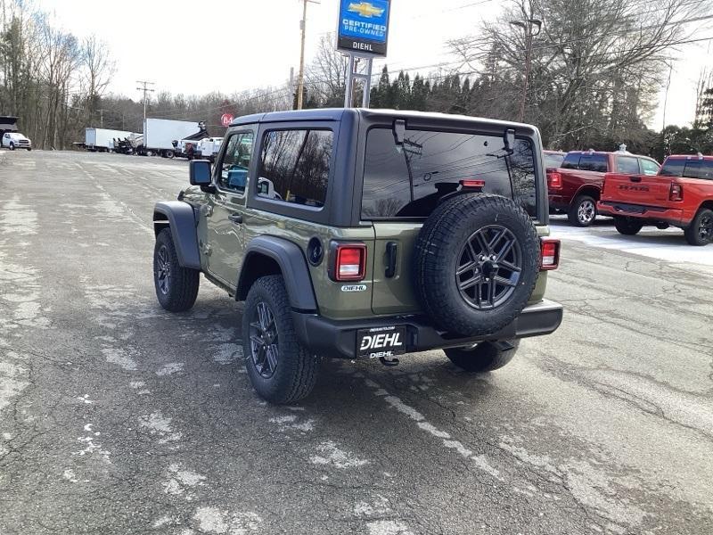 new 2025 Jeep Wrangler car, priced at $40,300