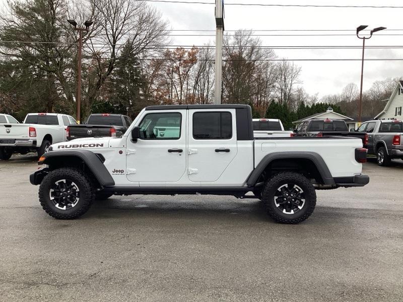 new 2024 Jeep Gladiator car, priced at $55,543