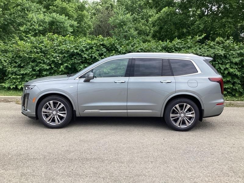 new 2024 Cadillac XT6 car, priced at $55,554