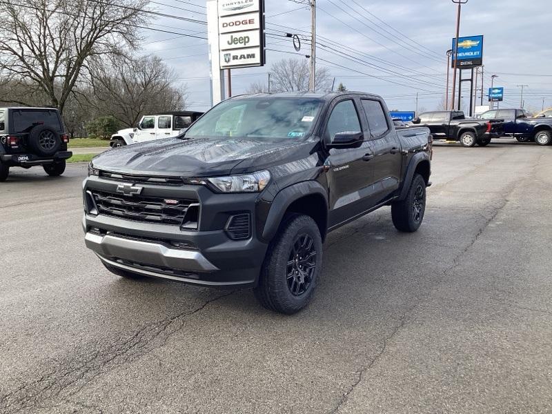 new 2024 Chevrolet Colorado car, priced at $39,800