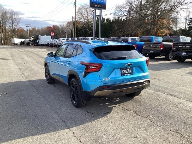 new 2025 Chevrolet Trax car, priced at $26,085