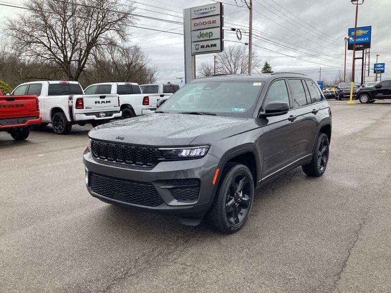 new 2024 Jeep Grand Cherokee car, priced at $40,389