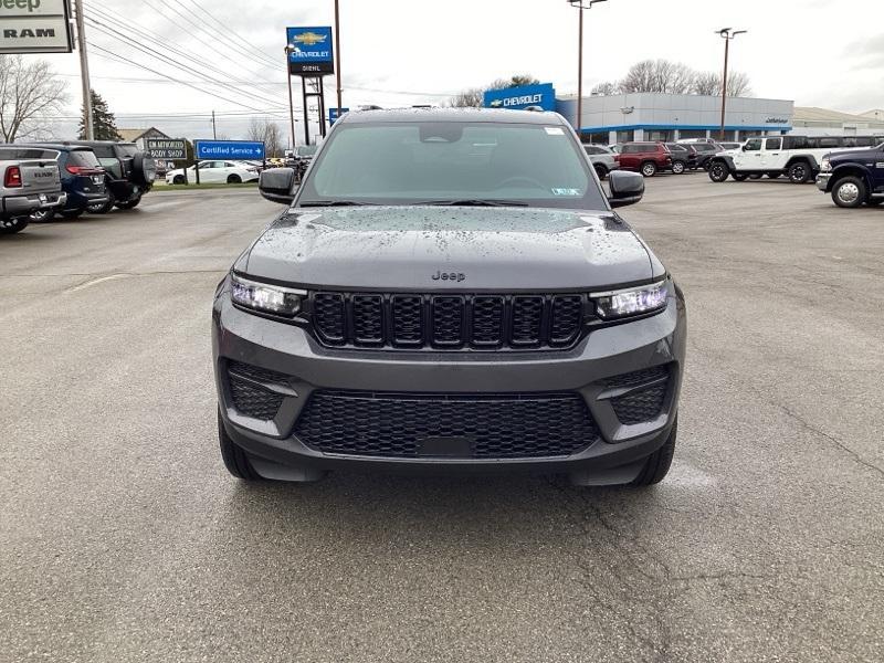 new 2024 Jeep Grand Cherokee car, priced at $40,389