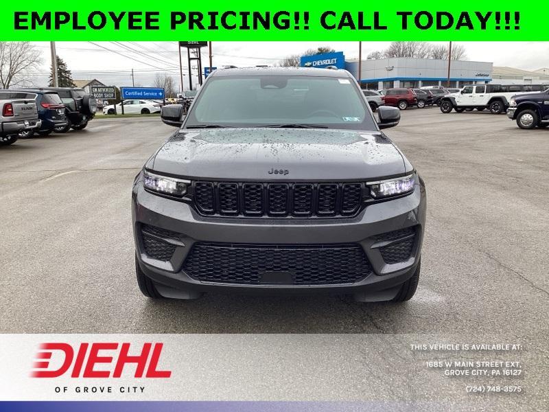 new 2024 Jeep Grand Cherokee car, priced at $47,889