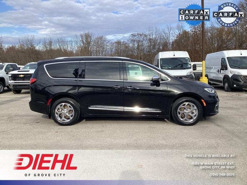 used 2021 Chrysler Pacifica car, priced at $32,987