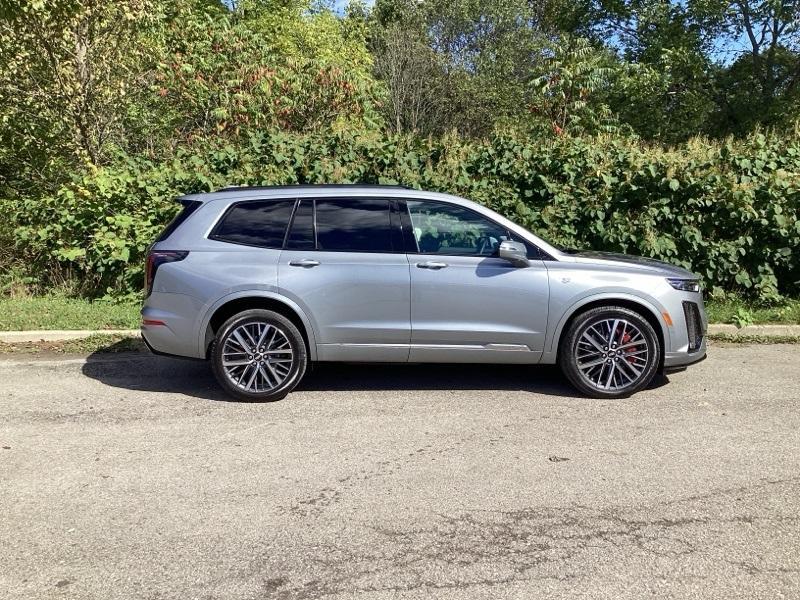 new 2025 Cadillac XT6 car, priced at $62,905