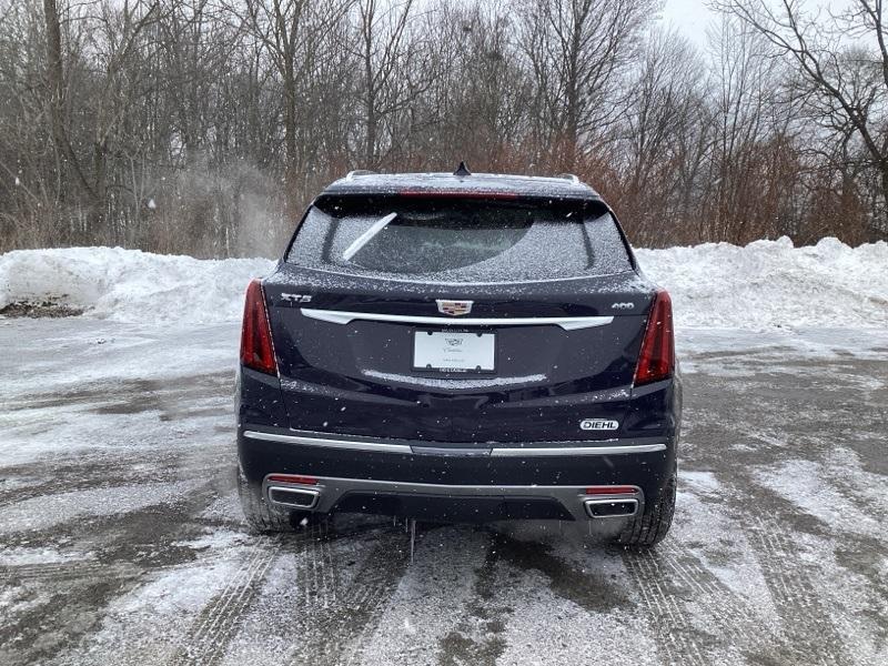 new 2025 Cadillac XT5 car, priced at $55,307