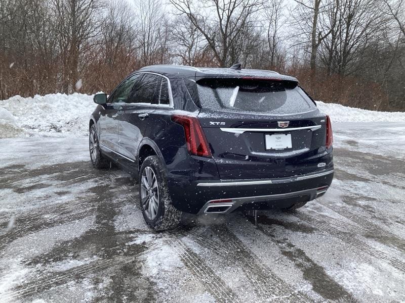 new 2025 Cadillac XT5 car, priced at $55,307