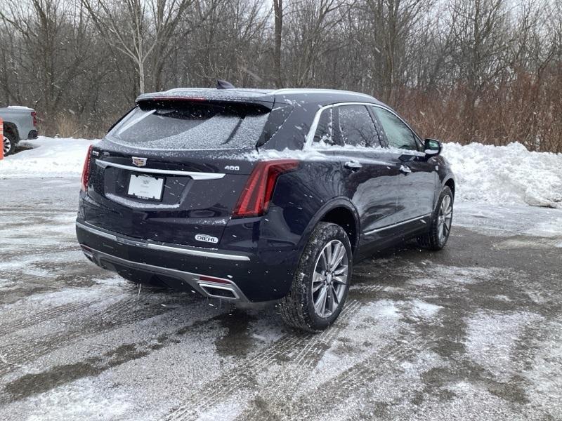 new 2025 Cadillac XT5 car, priced at $55,307