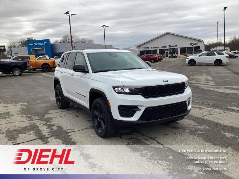 new 2025 Jeep Grand Cherokee car, priced at $41,395