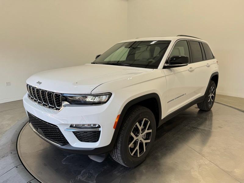 new 2025 Jeep Grand Cherokee car, priced at $42,325