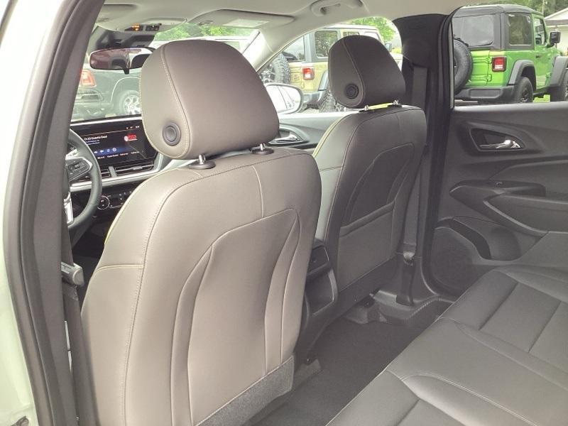 new 2025 Chevrolet Trax car, priced at $26,690