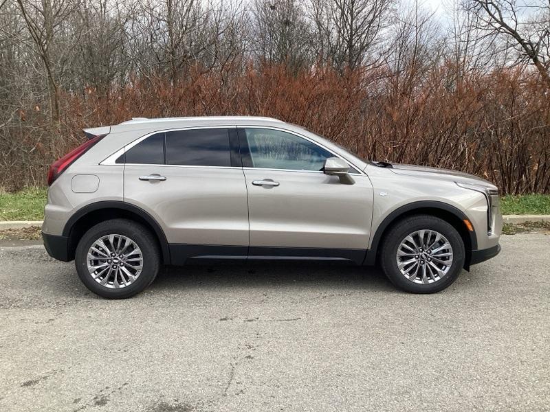 new 2025 Cadillac XT4 car, priced at $47,140