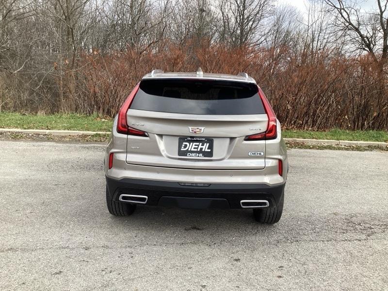 new 2025 Cadillac XT4 car, priced at $47,140