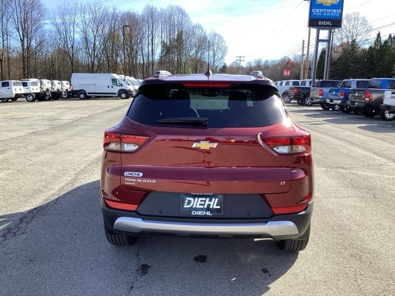 new 2025 Chevrolet TrailBlazer car, priced at $29,580