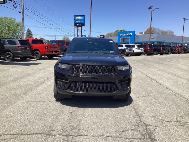new 2025 Jeep Grand Cherokee car