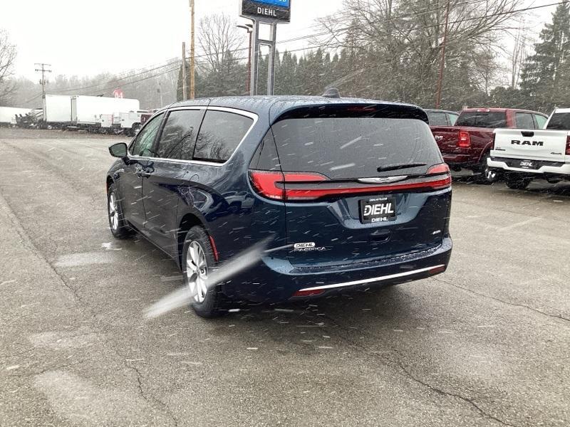 new 2025 Chrysler Pacifica car, priced at $45,415