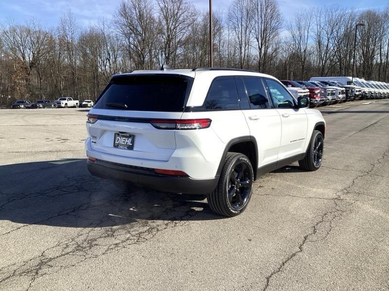 new 2025 Jeep Grand Cherokee car, priced at $41,395