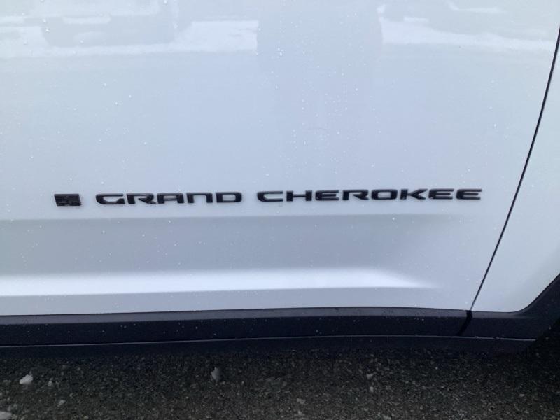 new 2025 Jeep Grand Cherokee L car, priced at $44,579