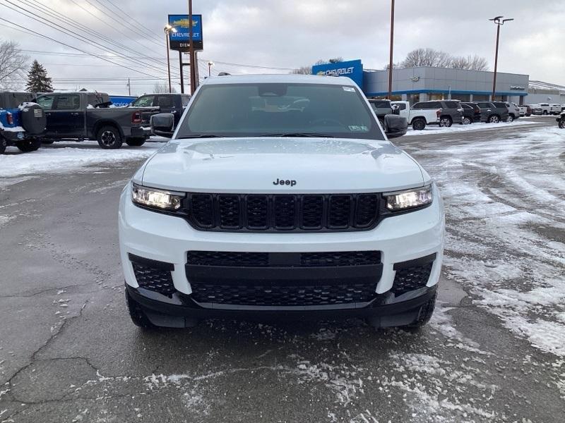 new 2025 Jeep Grand Cherokee L car, priced at $44,579