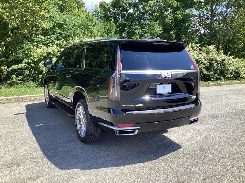 new 2024 Cadillac Escalade ESV car, priced at $93,647