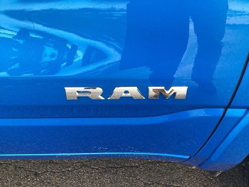 new 2025 Ram 1500 car, priced at $45,376