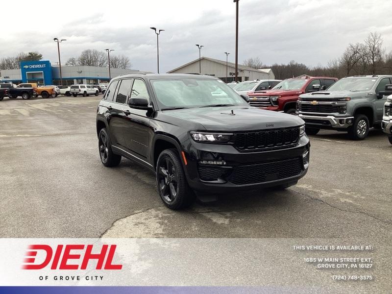 new 2025 Jeep Grand Cherokee car, priced at $47,535