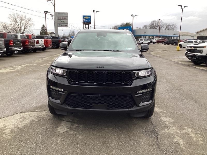 new 2025 Jeep Grand Cherokee car, priced at $47,535