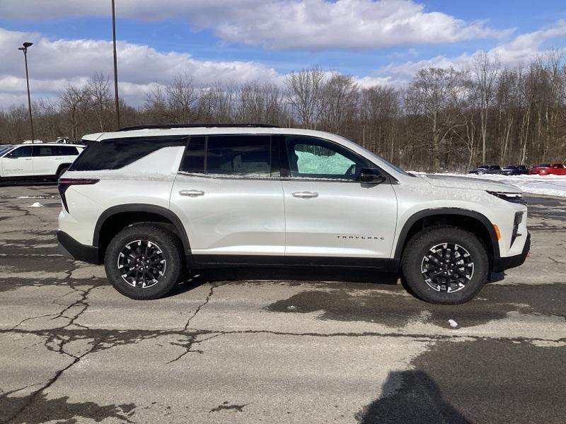 new 2025 Chevrolet Traverse car, priced at $54,325