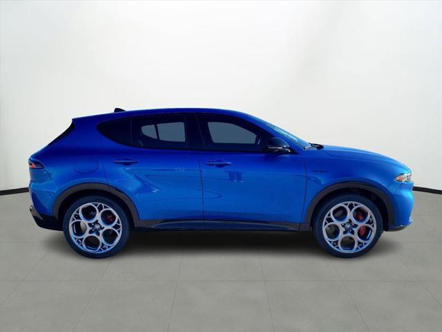 new 2024 Alfa Romeo Tonale car, priced at $56,800