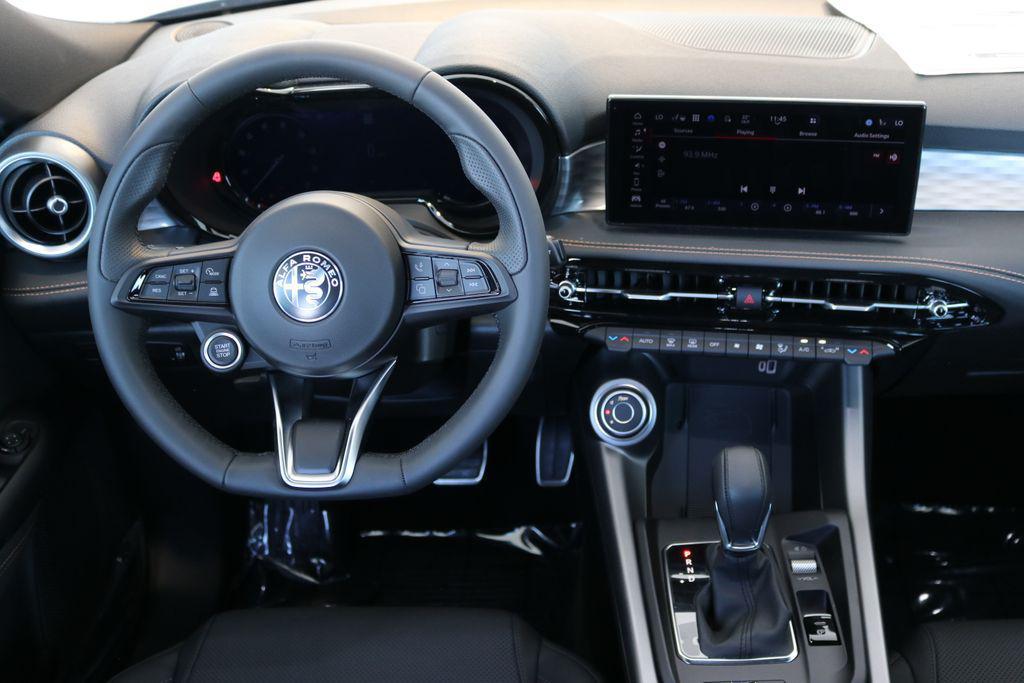 new 2025 Alfa Romeo Tonale car, priced at $40,625