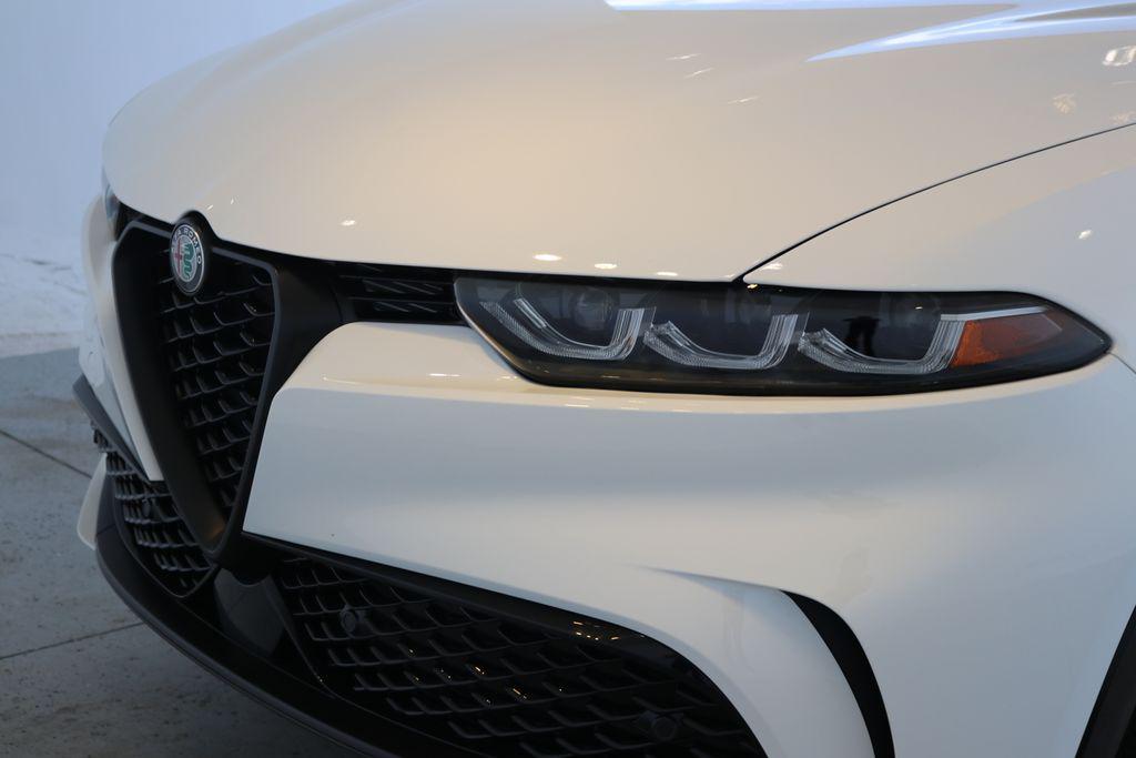 new 2025 Alfa Romeo Tonale car, priced at $37,930